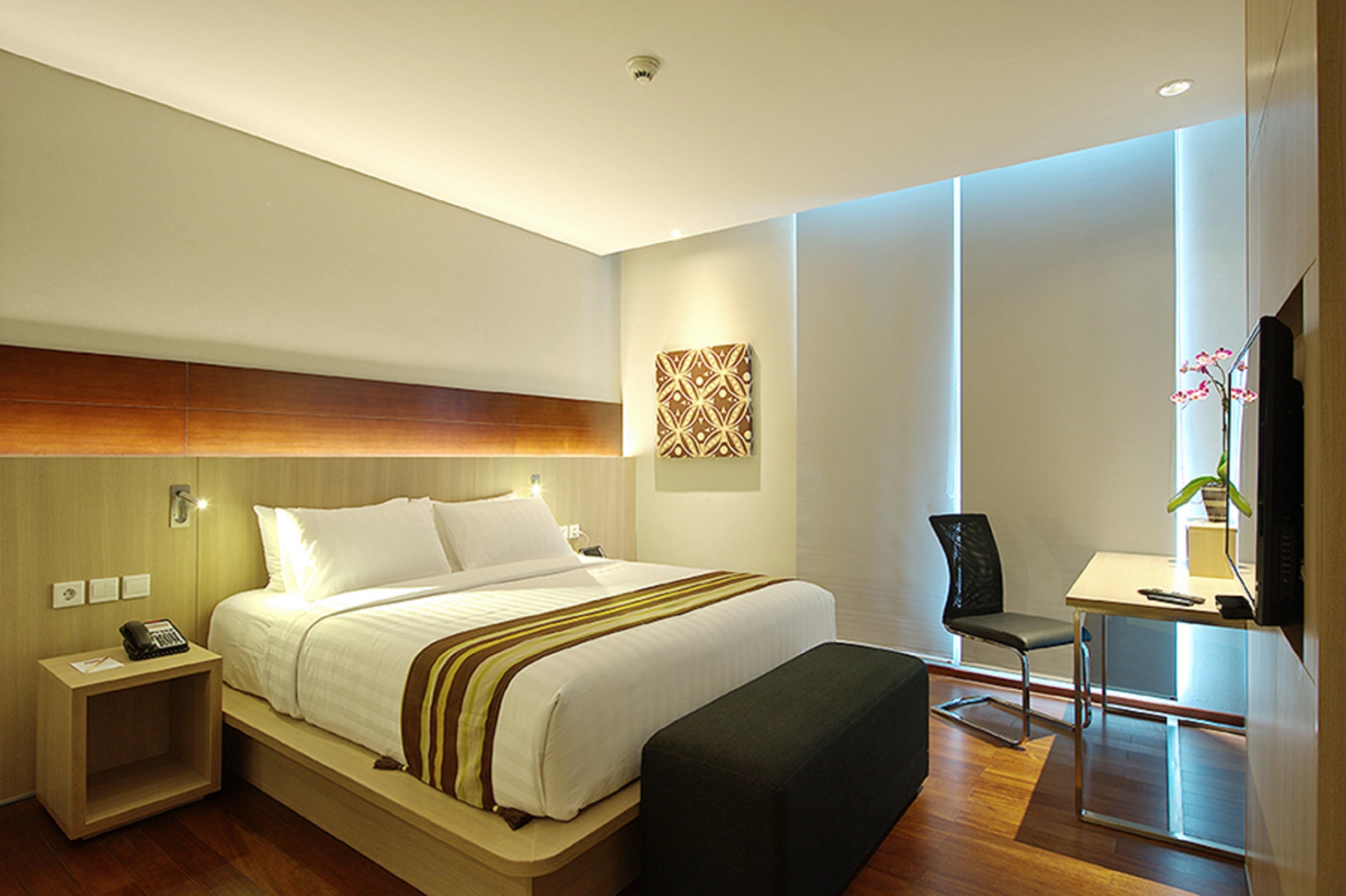 Ra Premiere Simatupang Hotel Cilandak  Екстериор снимка