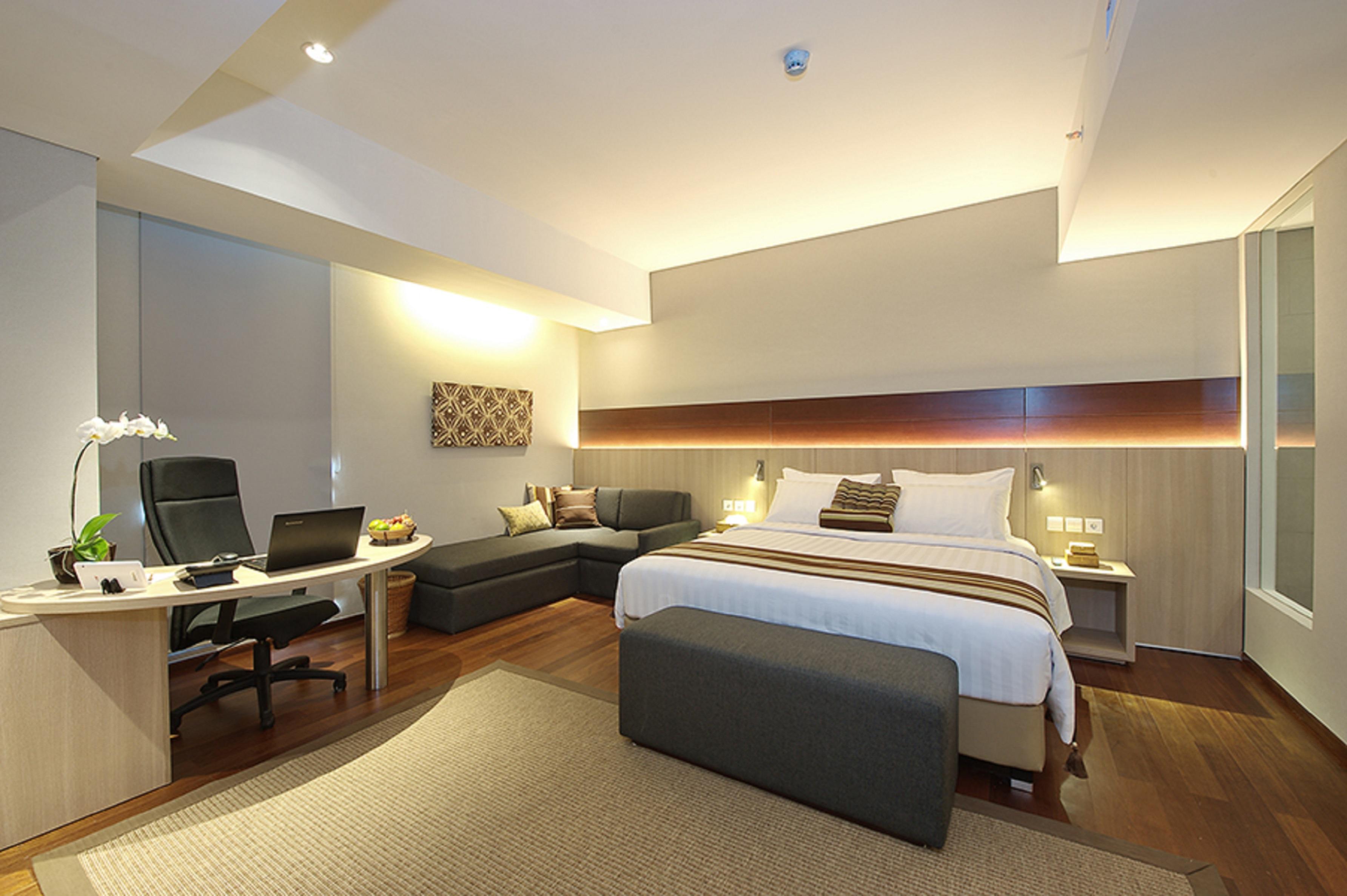 Ra Premiere Simatupang Hotel Cilandak  Екстериор снимка
